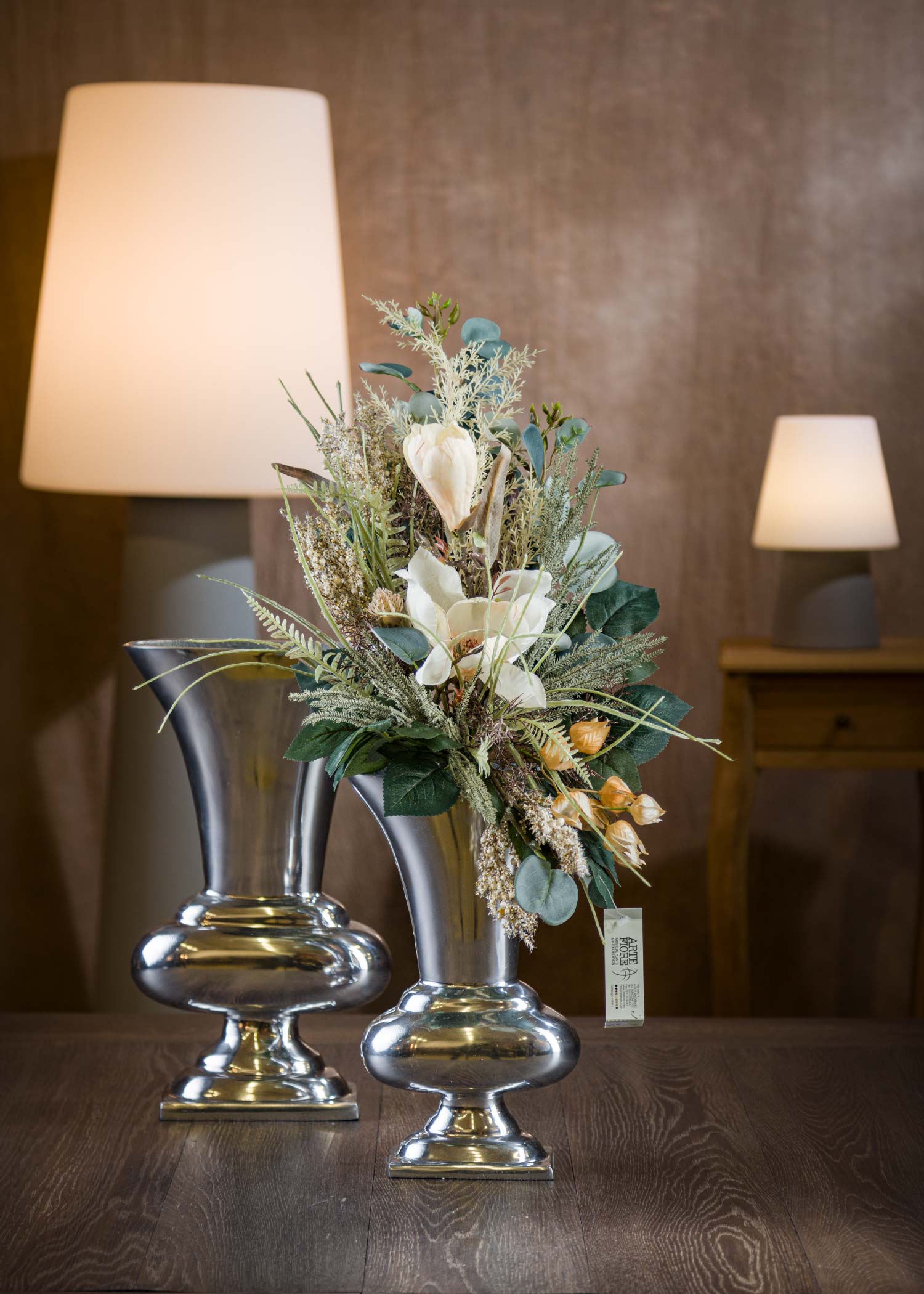 Fiori-Artificiali-Per-Cimitero-Eleganza-Rustica-Romantica
