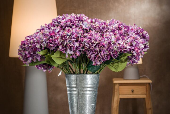 Fiori artificiali finti realistici di alta qualità di ortensia viola in vaso alto