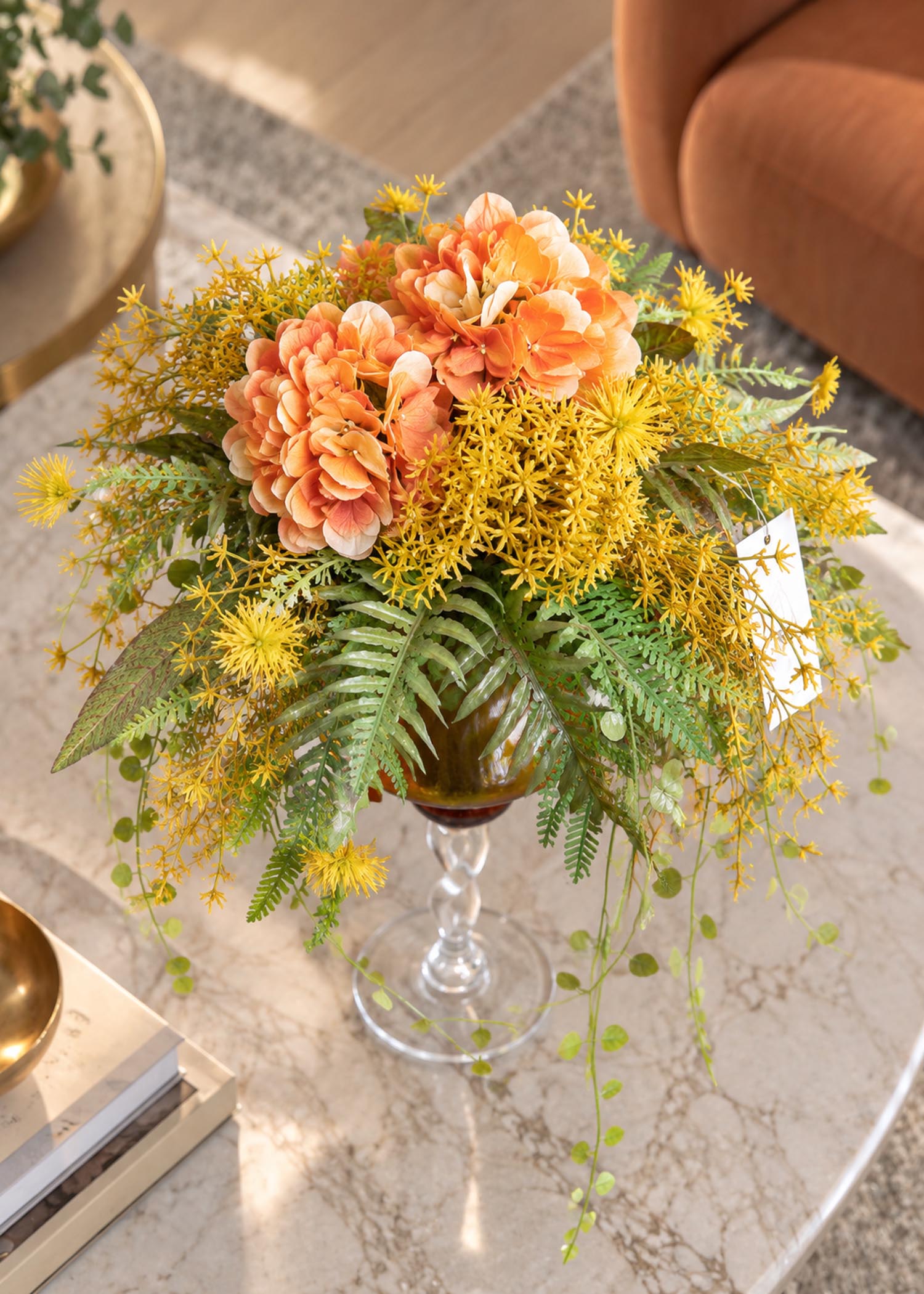 Composizione di fiori artificiali elegante Arte Fiore, vista dall’alto