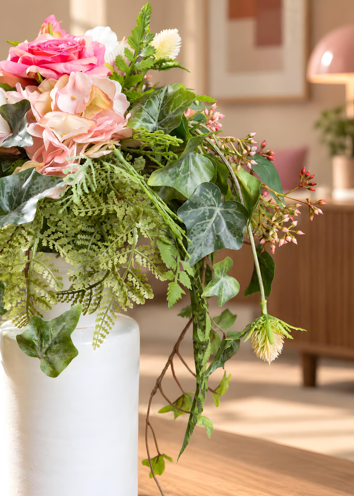 Composizione fiori artificiali in vaso bianco Arte Fiore, vista laterale