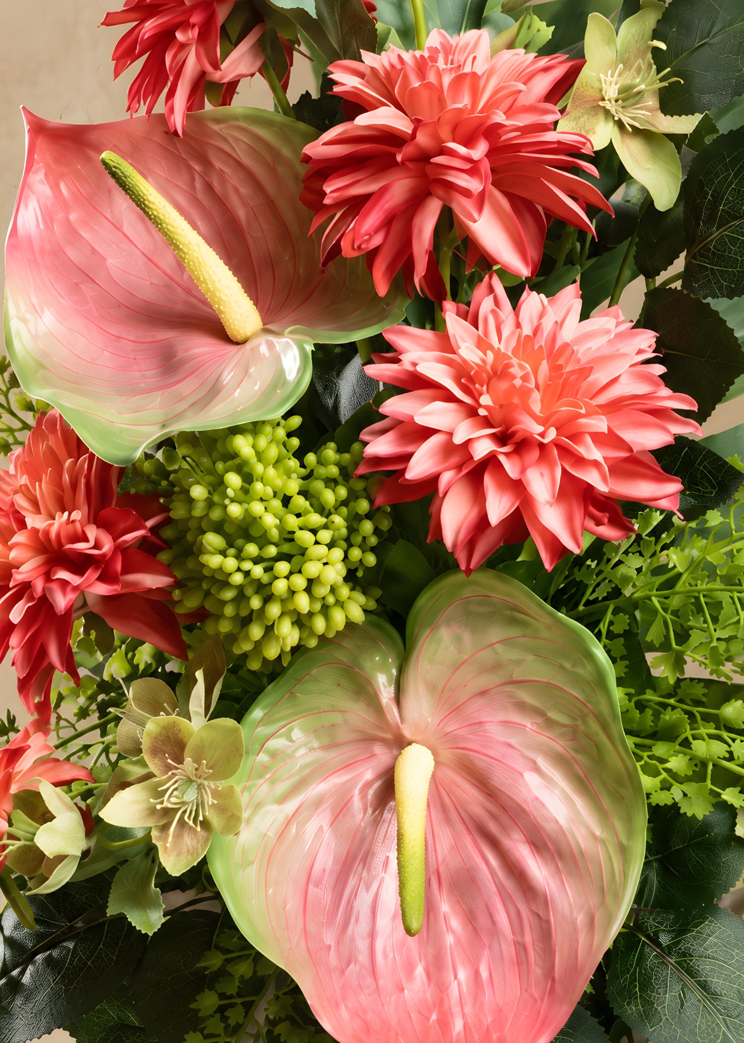 Composizioni floreali invernali per cimitero Arte Fiore dettaglio Dalie e Anthurium