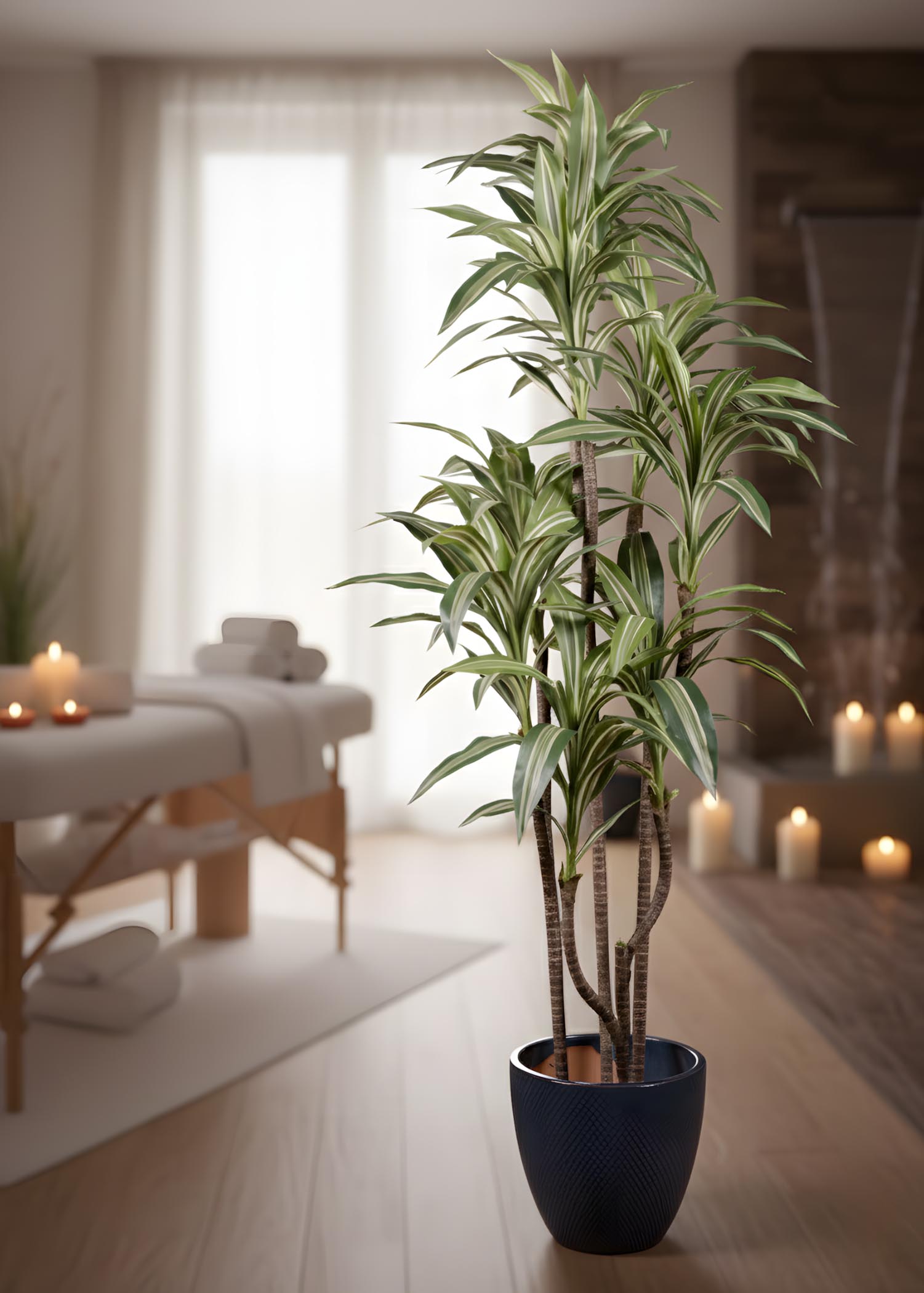 Dracena artificiale stretta in vaso-stand