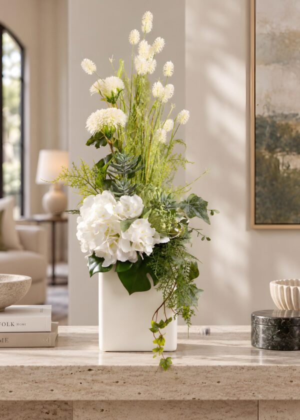 composizione fiori artificiali verticale in vaso di ceramica