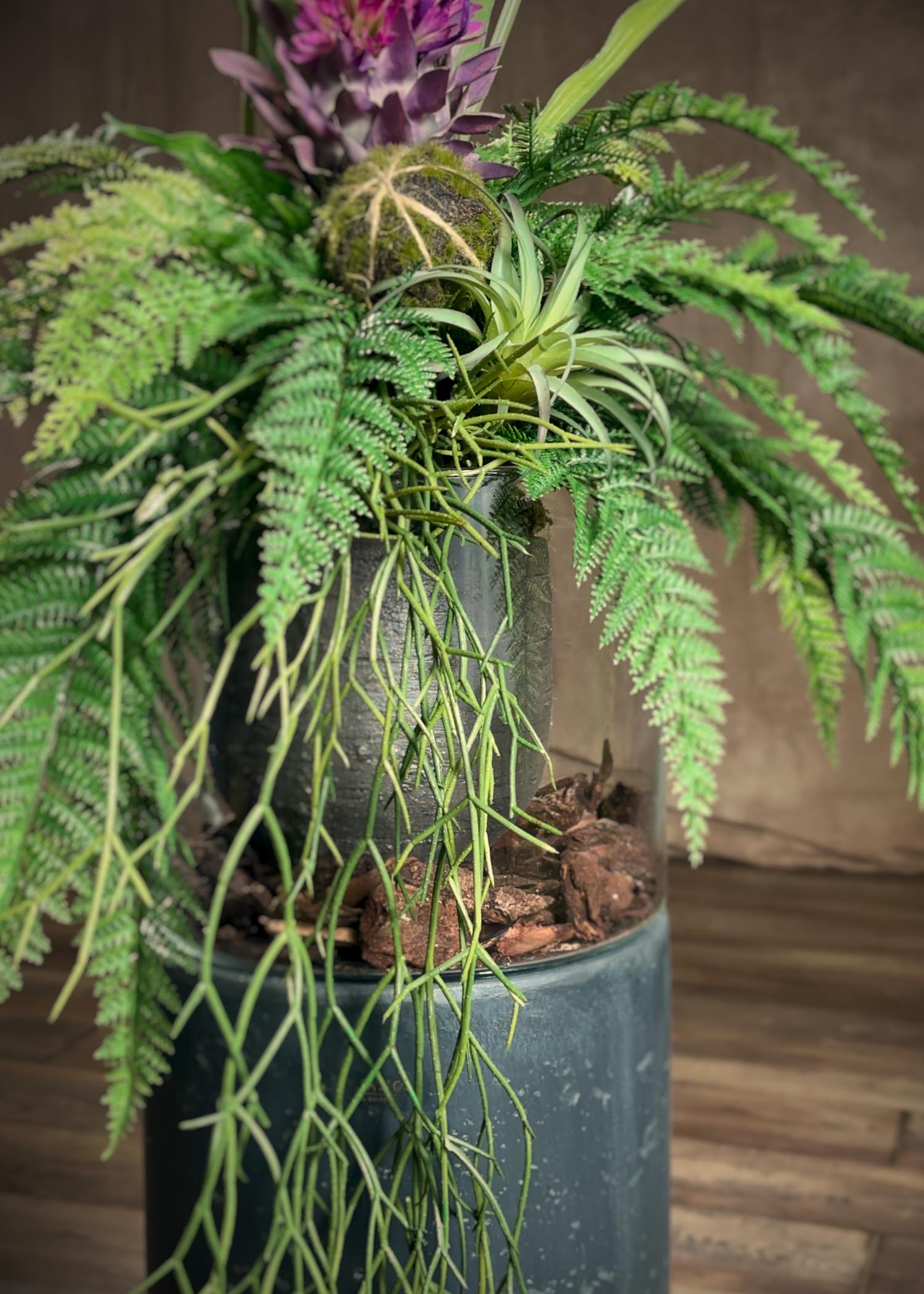 composizione floreale artificiale dettaglio vaso piante arte fio