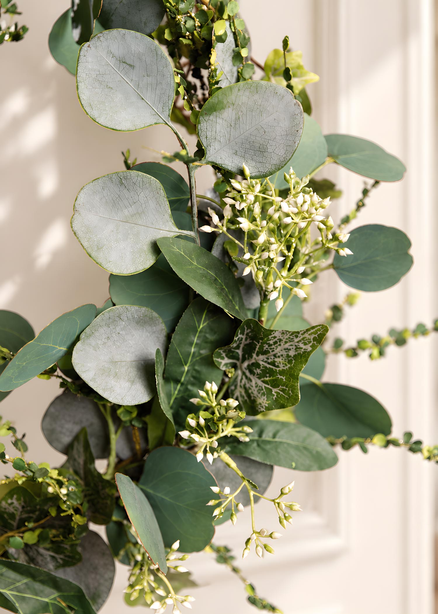 Ghirlanda decorativa artificiale – Dettaglio fogliame