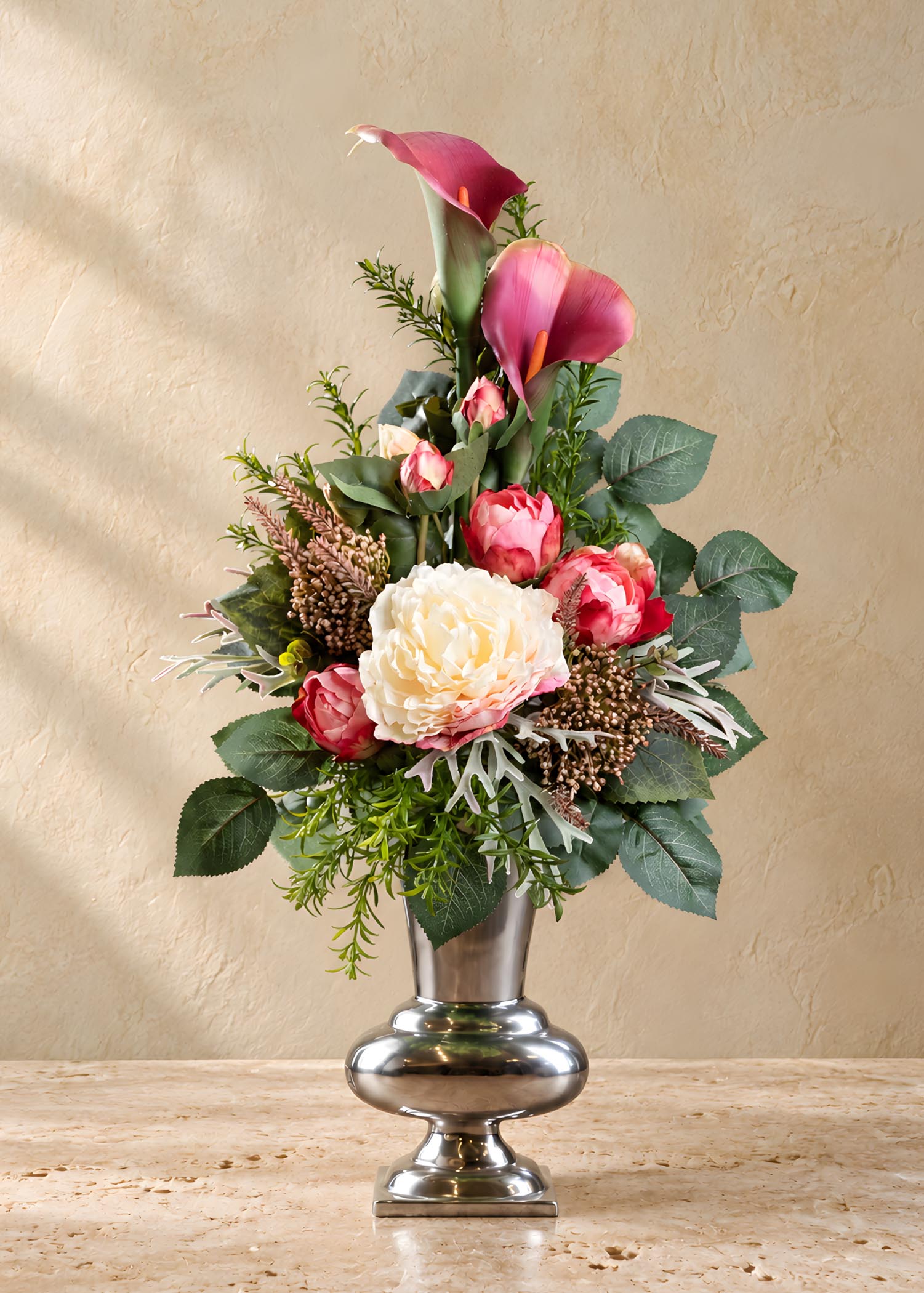 mazzi di fiori finti per cimitero rosa e crema vista completa